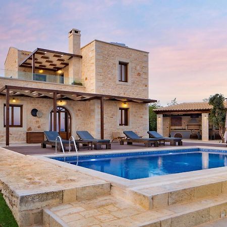 Stoneville Rethymno  Luaran gambar