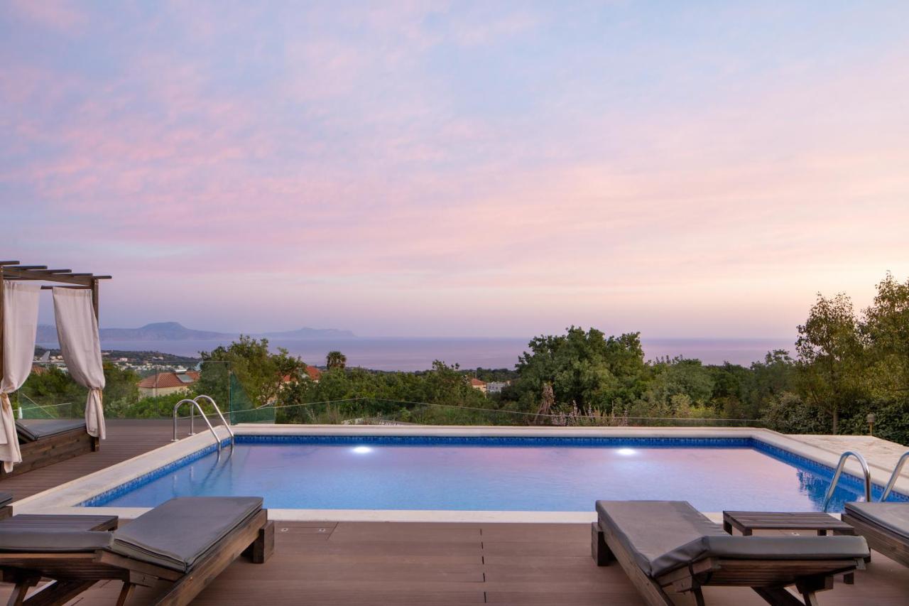 Stoneville Rethymno  Luaran gambar