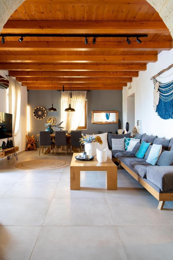 Stoneville Rethymno  Luaran gambar