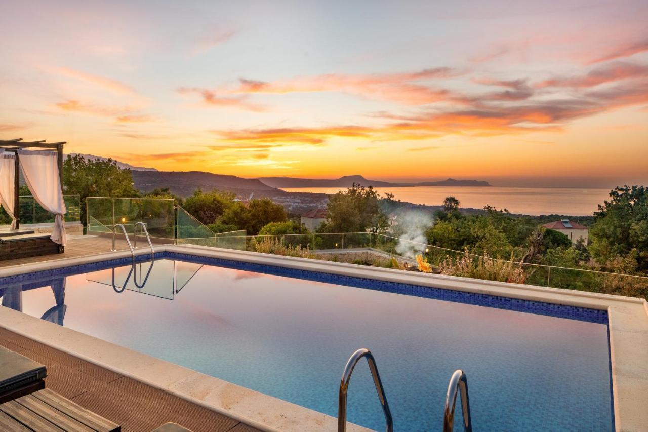 Stoneville Rethymno  Luaran gambar